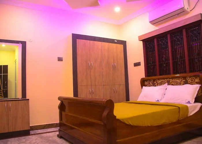 Sree Kumaran Residence